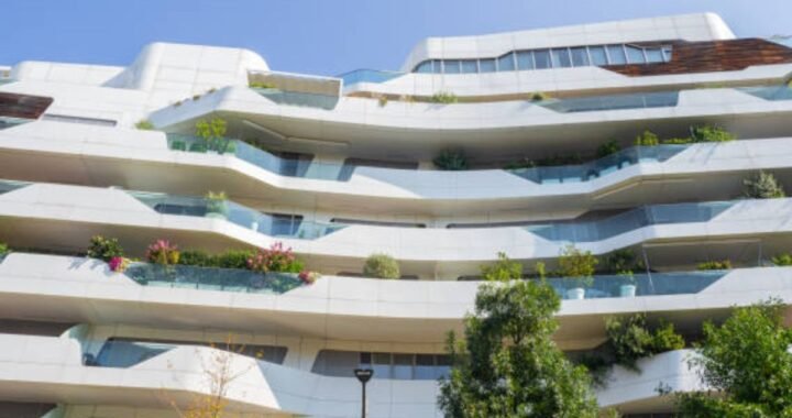 The Buyer’s Edge: Why You Need Luxury Real Estate Advisors in Milan