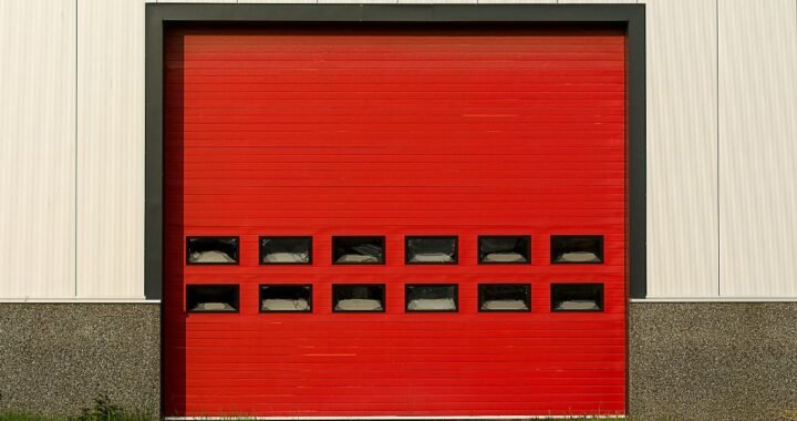 How Technicians Diagnose Garage Door Mechanical Failures in Kent