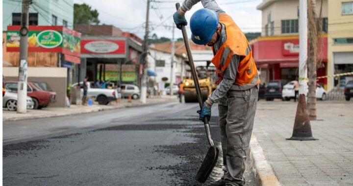 Residential Asphalt Paving: Costs, Benefits & Maintenance